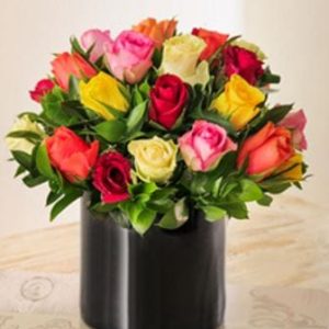 Arreglo floral de 24 Rosas