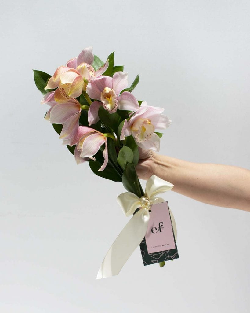 Cómo cuidar flores naturales en casa